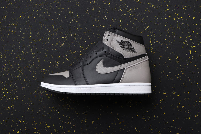 AJ 1 High Retro Classics Shoes 555088-013