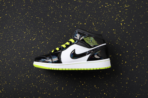 AJ 1 Mid Retro Classics Shoes BQ6931-003