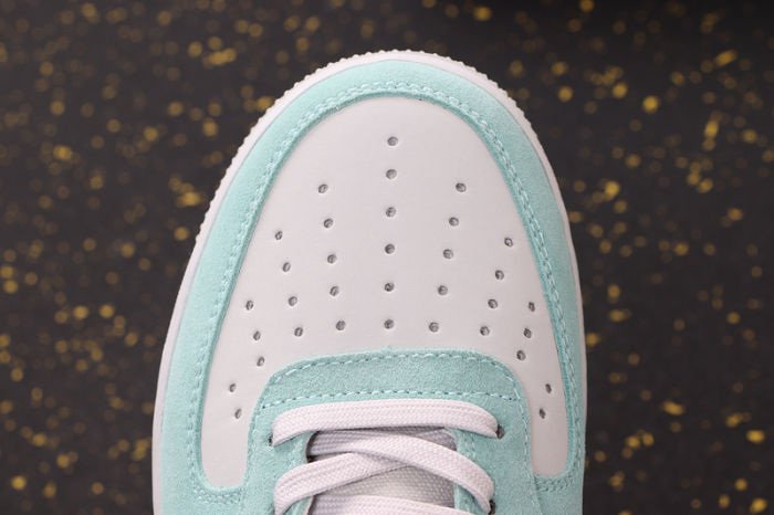 Air Force 1 '07 Mid Iceland Green Rare