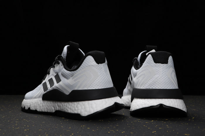 Nite Jogger 2019 Boost