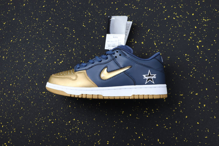 SB Dunk Classics
