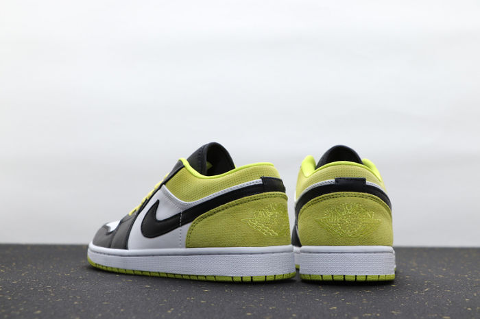 AJ 1 Low Retro Classics Shoes CK3022-003