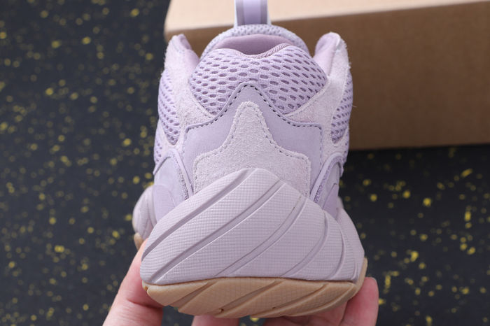 YEEZY BOOST 500