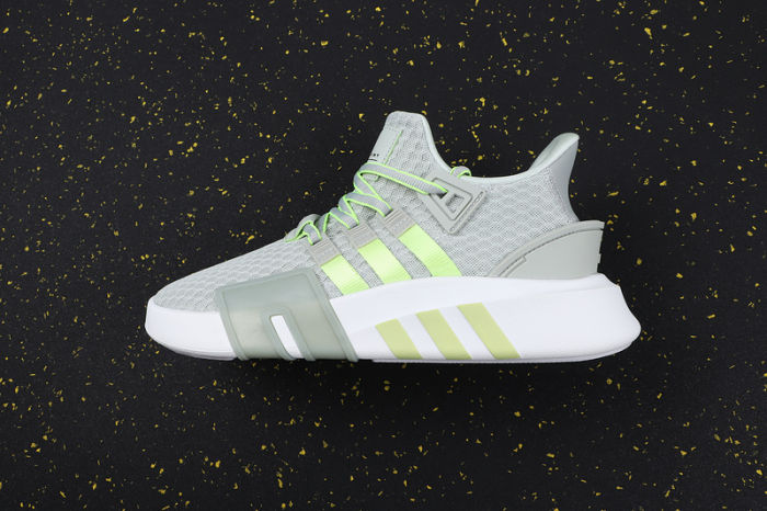 EQT Back ADV