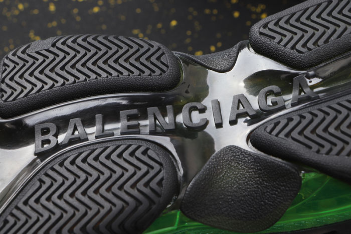 Triple S Classics DA96