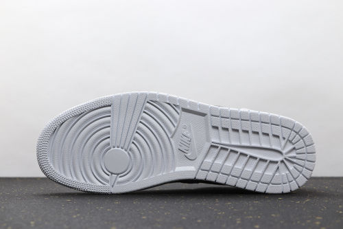 AJ 1 Mid Retro Classics Shoes CK5678-100