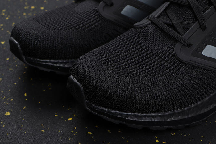 UltraBOOST 20