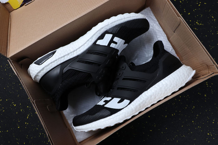UltraBOOST 4.0
