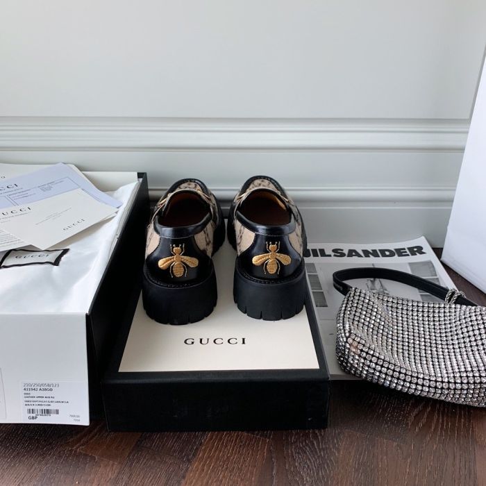 Gucci embroidered bee shoes