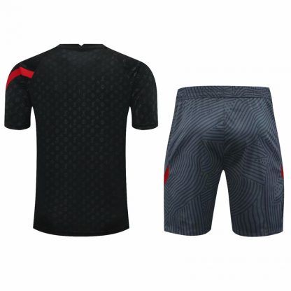 2021 Liverpool black short sleeve training suit(Shirt + Pant)