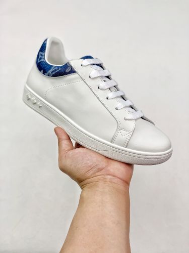 Louis Vuitton luxury board shoes