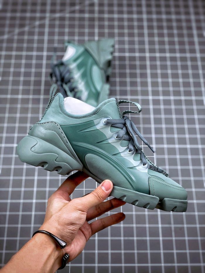 Dior 19ss jogging shoes for sports and leisure in Paris Fashion Week