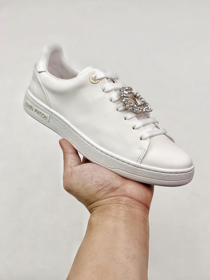 Louis Vuitton luxury board shoes