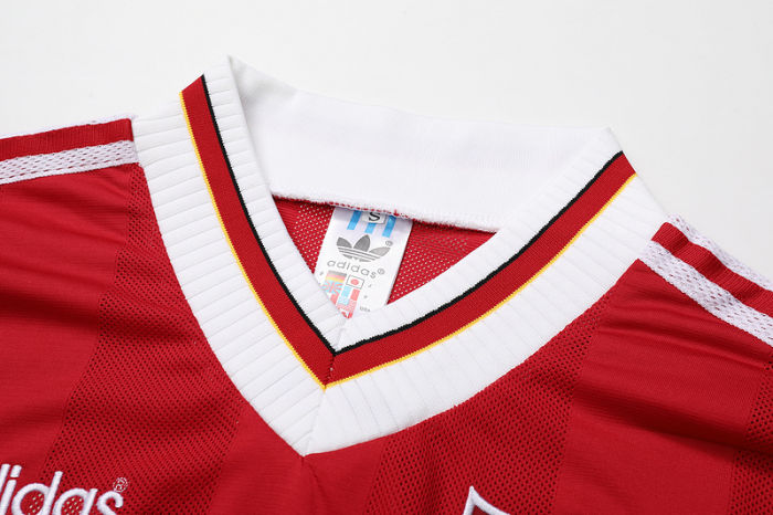 1995 / 1996 Liverpool home Soccer Jersey