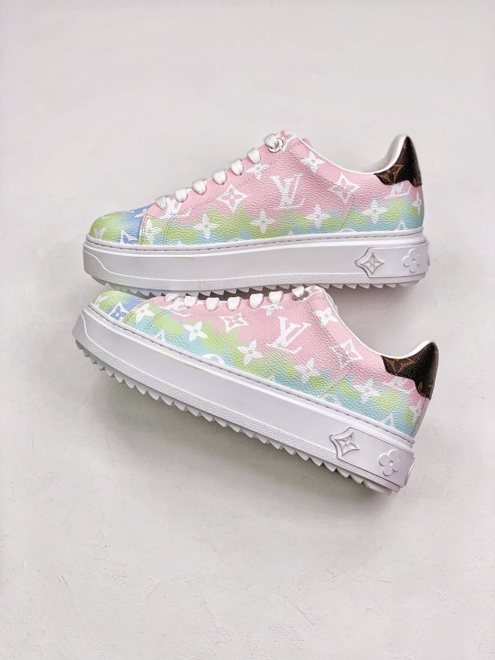 Louis Vuitton luxury board shoes