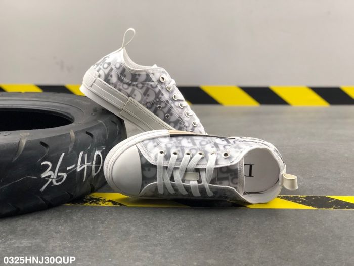 Dior B23 Oblique Low Top Sneakers