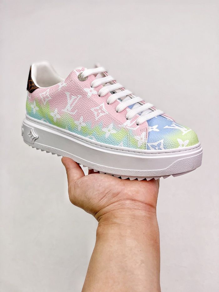 Louis Vuitton luxury board shoes