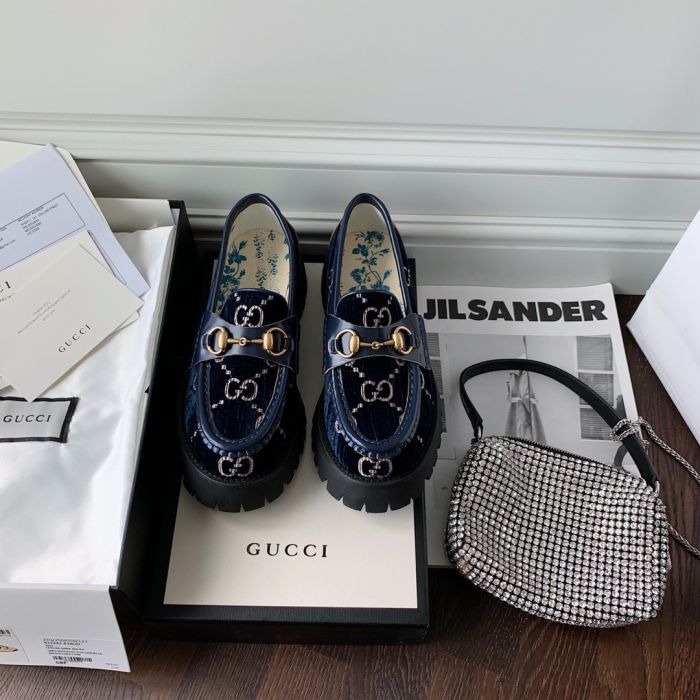 Gucci embroidered bee shoes