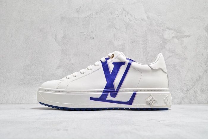 Louis Vuitton luxury board shoes
