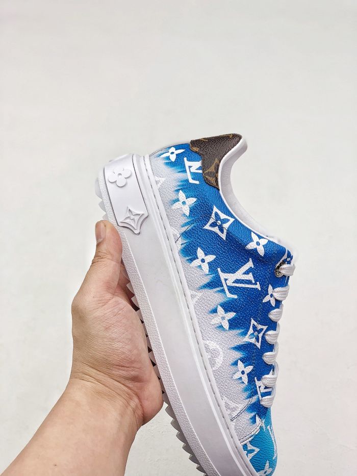 Louis Vuitton luxury board shoes