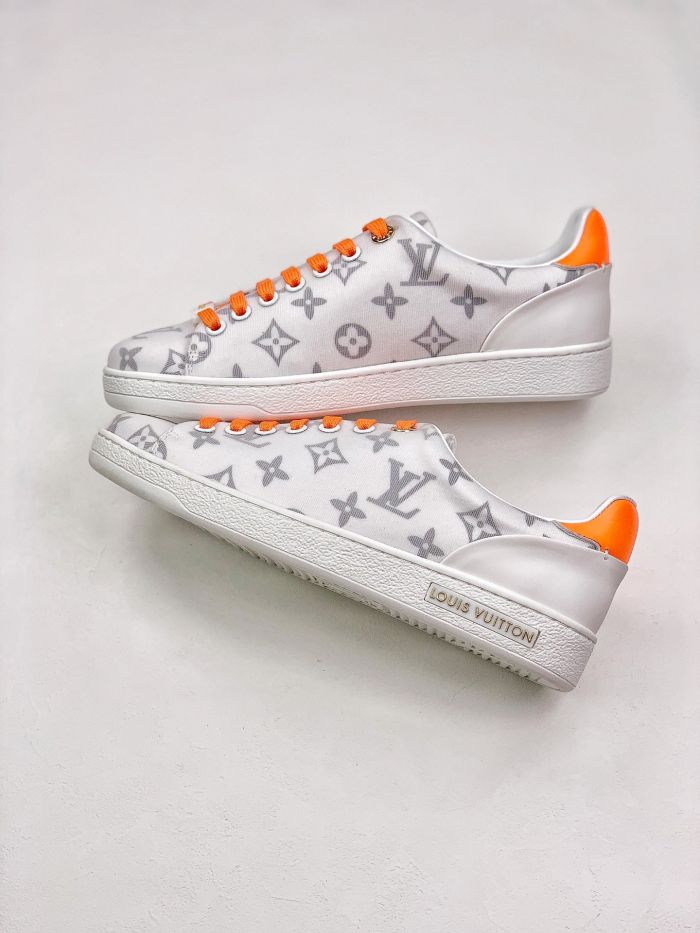 Louis Vuitton luxury board shoes