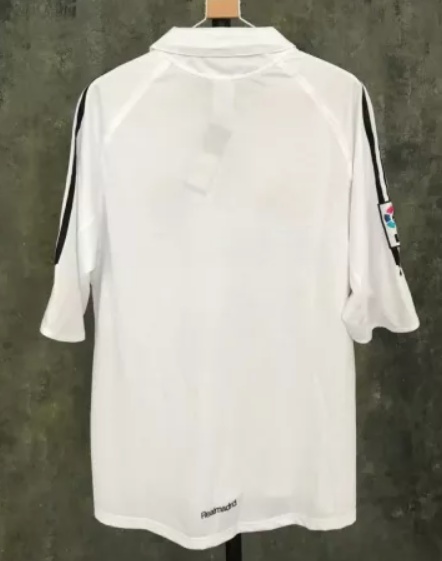 2005-2006 Real Madrid home retro jersey