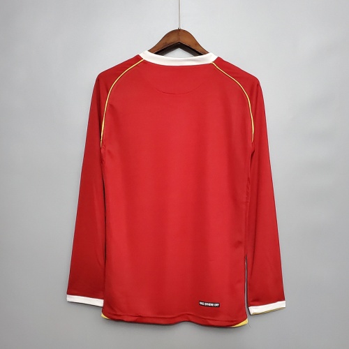 06 / 07 Manchester United red long sleeve football shirt