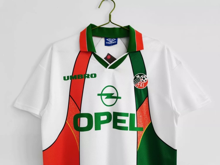 94/96 Ireland Away Retro Jersey