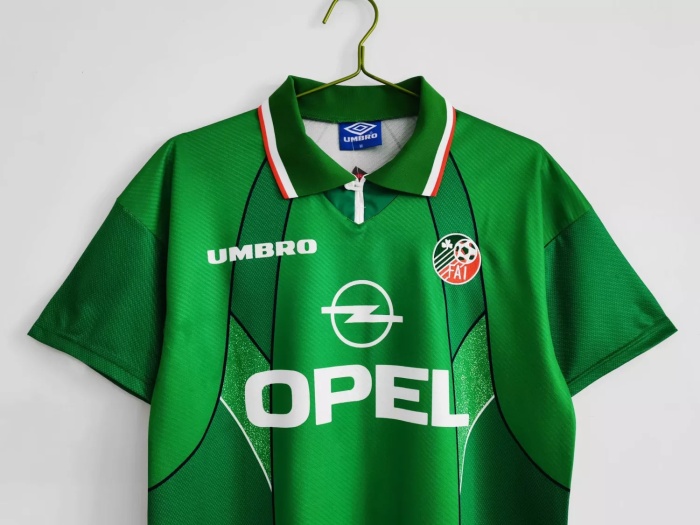 94/96 Ireland Home Retro Jersey