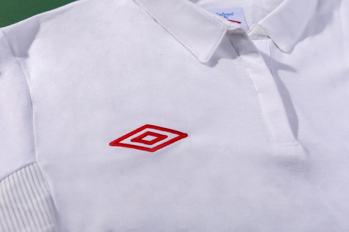 England 2010 Home Soccer Jersey