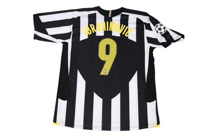 Juventus 05/06 Home Soccer Jersey