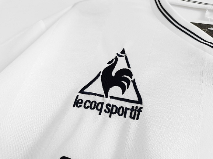Tottenham 83-84 UEFA Final Soccer Jersey