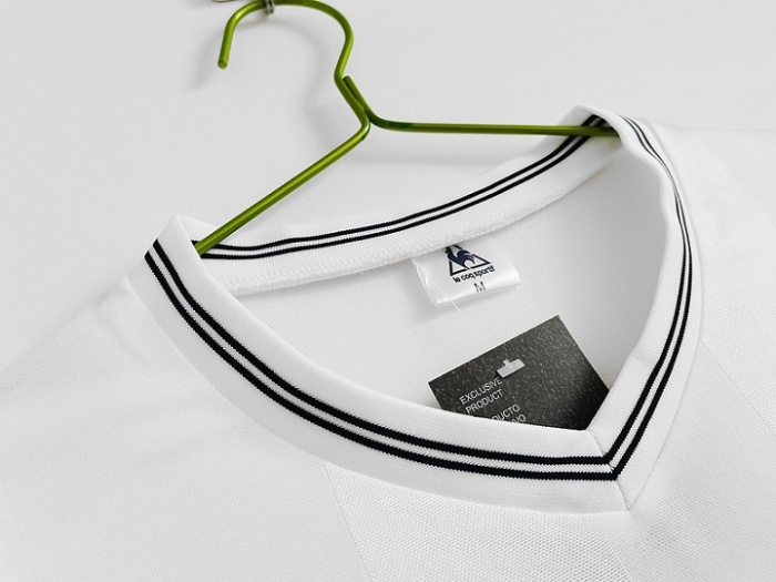 Tottenham 83-84 UEFA Final Soccer Jersey