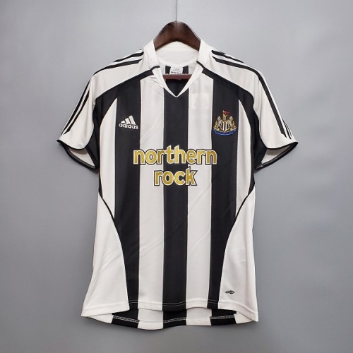 Newcastle 05/06 Home Soccer Jersey