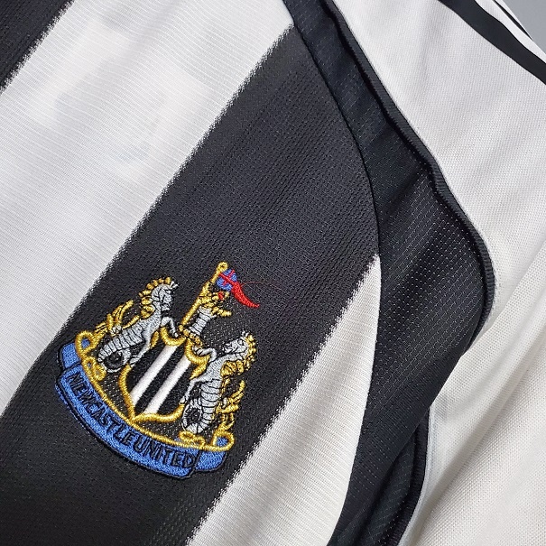 Newcastle 05/06 Home Soccer Jersey