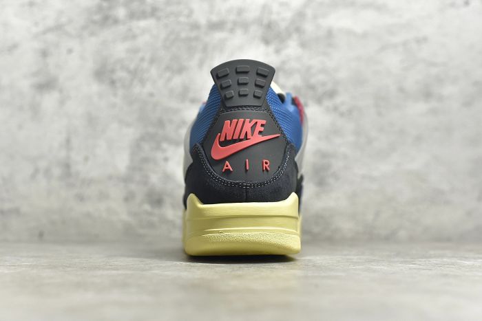 Air Jordan 4 Retro SP Off Noir