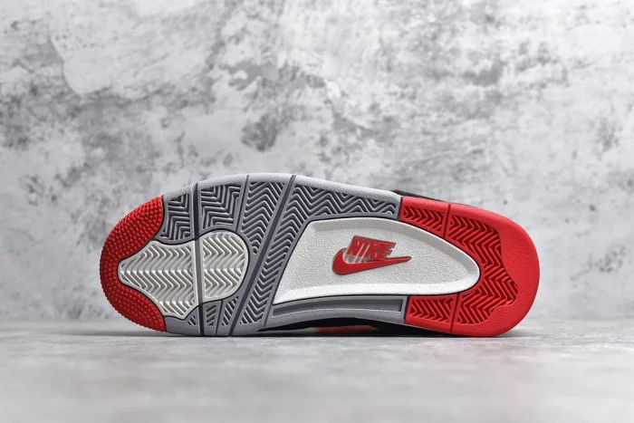 Air Jordan 4 Retro Bred 2019