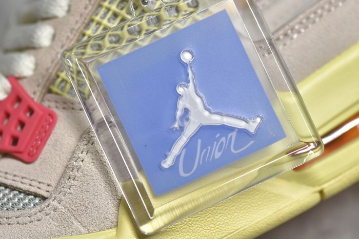 Air Jordan 4 Retor Union Guava Lce