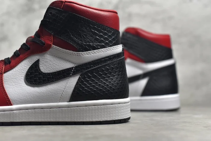 Air Jordan 1 High OG Satin Red