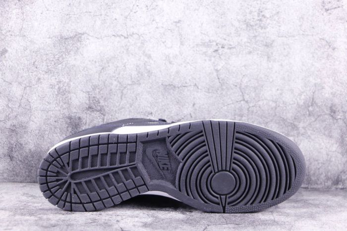 Nike Dunk Low “White/Black”（men）