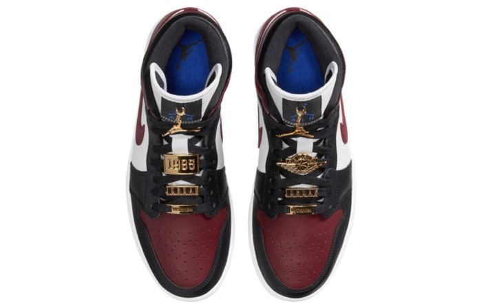 Air Jordan 1 Mid “Maroon”