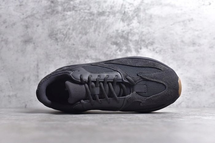 Adidas Yeezy Boost 700 Utility Black