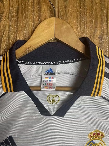 Real Madrid 98/00 Home Long Soccer Jersey