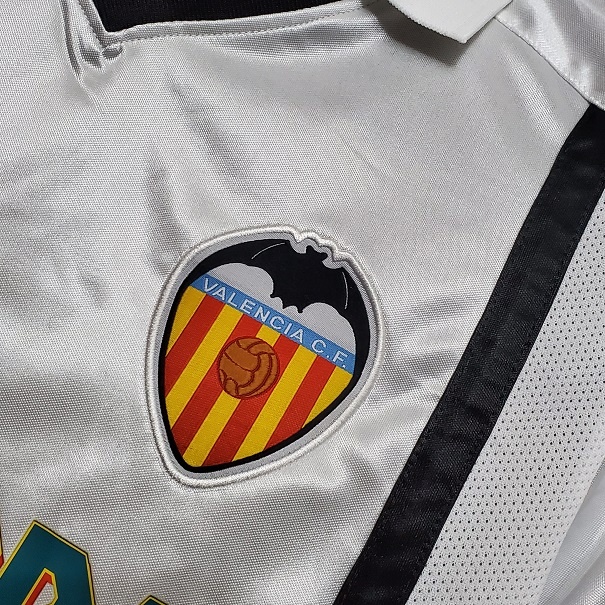 Valencia 00/01 Home Soccer Jersey