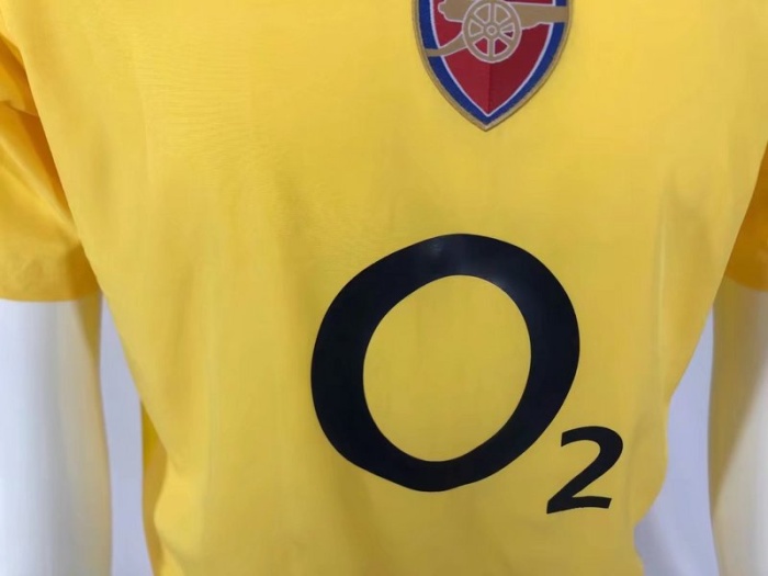 Arsenal 05/06 Away Yellow Soccer Jersey