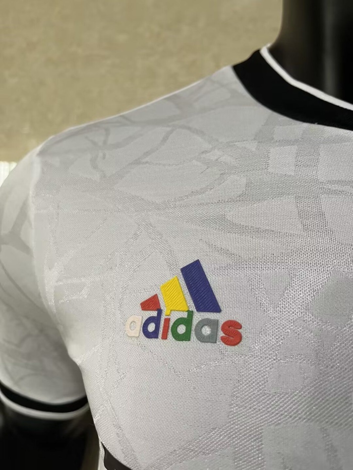 Real Madrid 23/24 Special White/Black Jersey(Player)