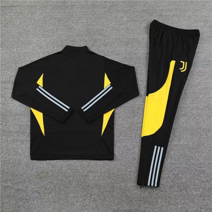 Juventus 23/24 Tracksuit - Black/Yellow