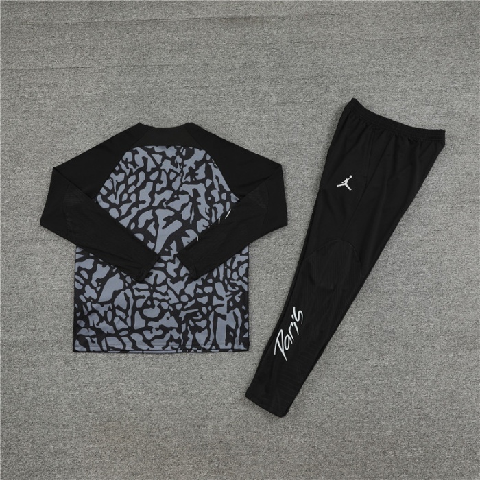 Kids Paris St Germain 23/24 Tracksuit - Black/Grey