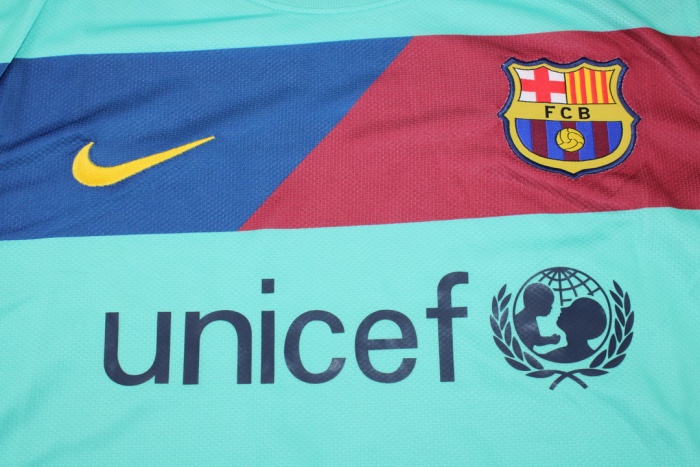 Barcelona 10/11 Away Green Long Soccer Jersey