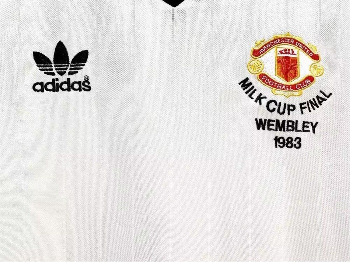 Manchester Utd 1983 Milk Cup Final White Long Jersey